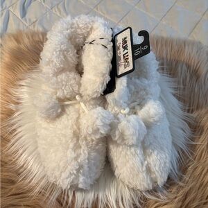 Muk Luks Women's Cozy White Slippers